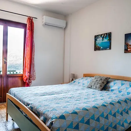 Turri House--- Wifi -garden-parking -balcony *