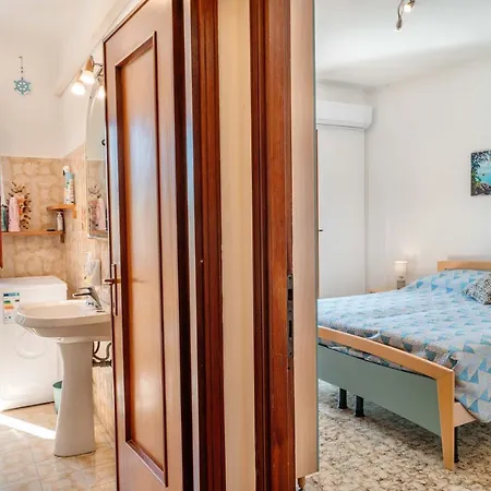 Turri House--- Wifi -garden-parking -balcony * Recco